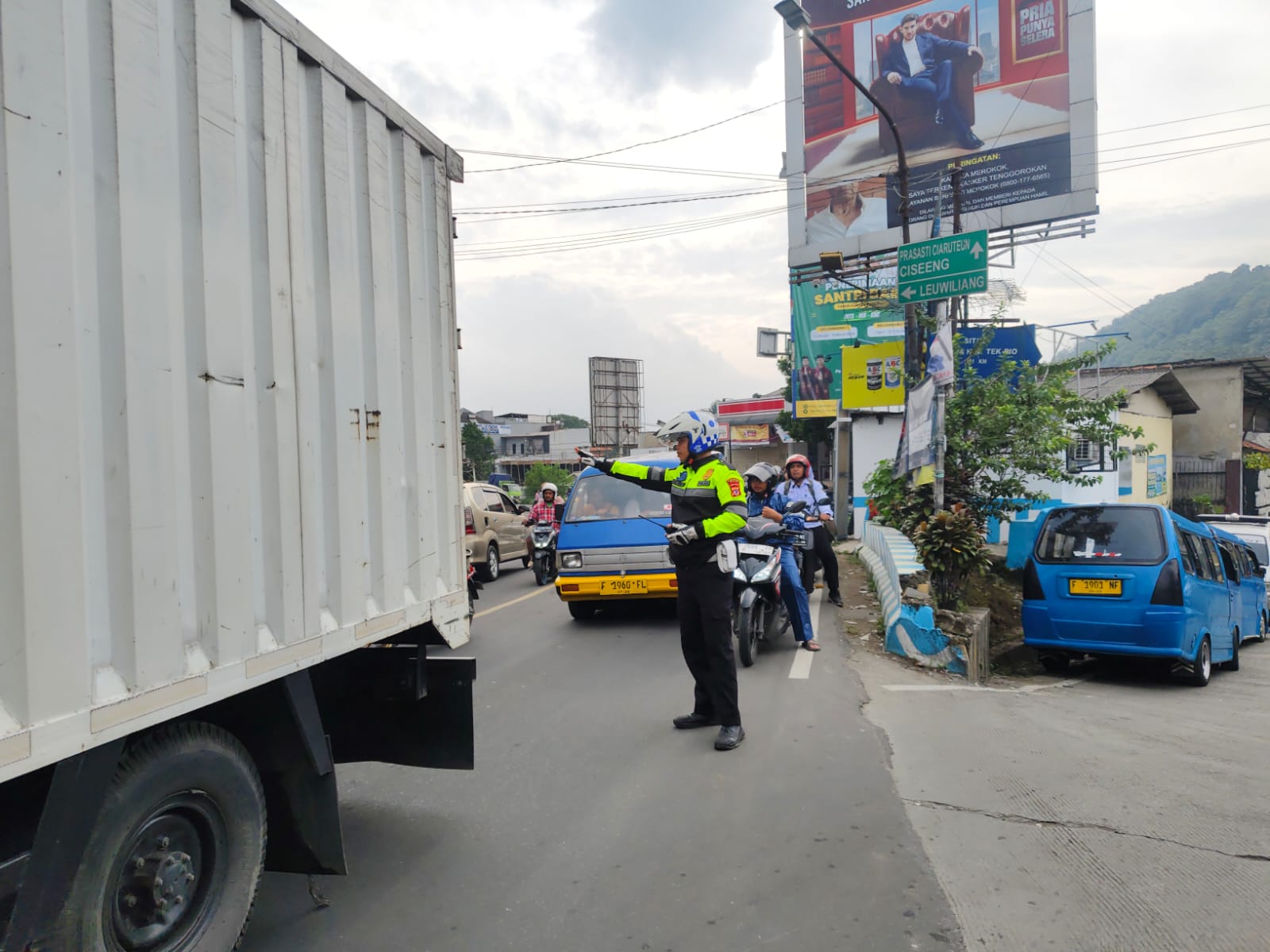 8ea96b9e-4564-4454-b323-b680309f659f